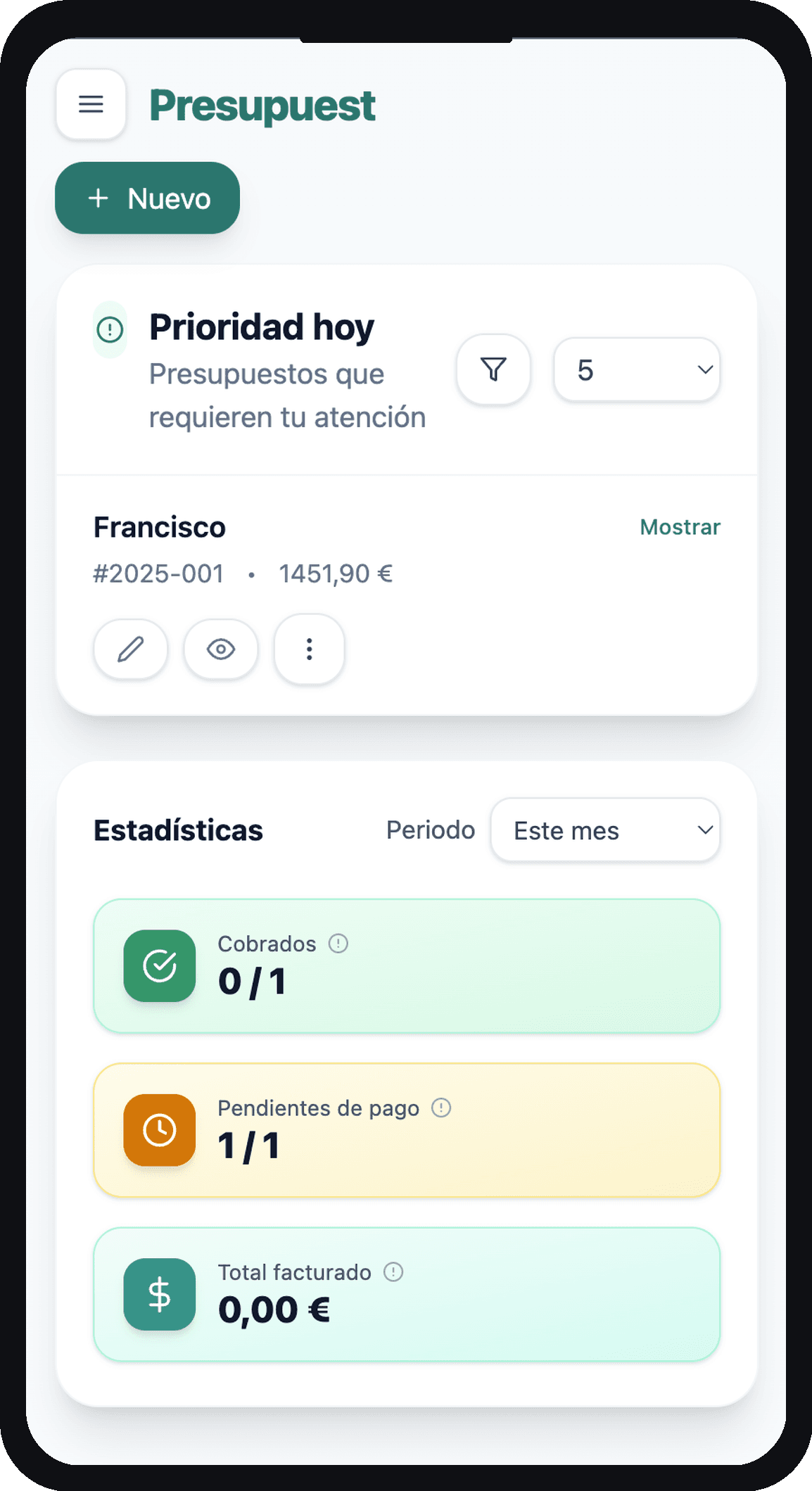 Vista de Simpla Tech en móvil mostrando CRM y presupuestos